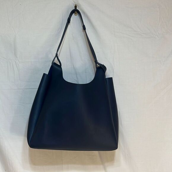 Neiman Marcus tote- Navy blue‎ - Picture 1 of 6